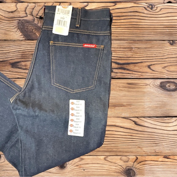 Mens Dickies Jeans 33x34 Regular Straight Fit Denim NWT Fits Over Boots - Picture 9 of 13